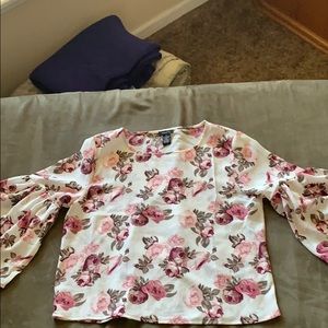 Rue 21 size medium dress shirt